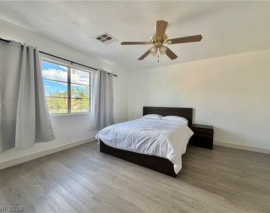 6745 Whipplewood Way - Photo Thumbnail 13