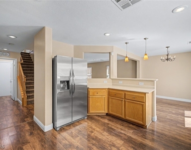 7819 Granite City Court - Photo Thumbnail 13