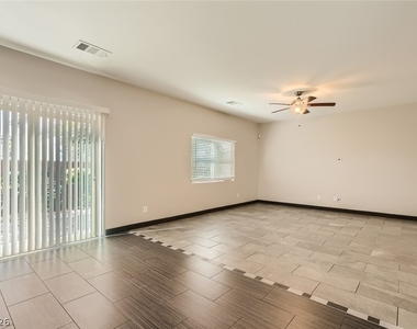 10601 Derby Peak Lane - Photo Thumbnail 2