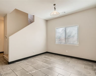 10601 Derby Peak Lane - Photo Thumbnail 3