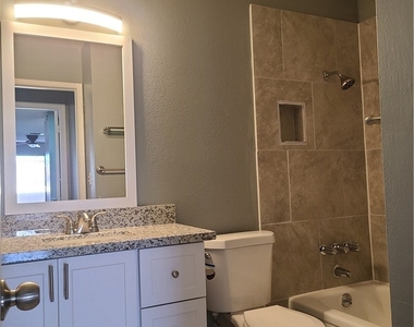 6751 Ledgewood Drive - Photo Thumbnail 15
