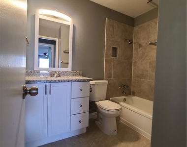 6751 Ledgewood Drive - Photo Thumbnail 16