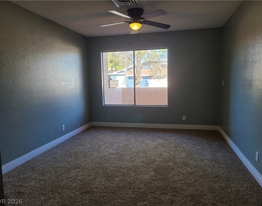 6751 Ledgewood Drive - Photo Thumbnail 10