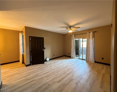 8000 W Badura Avenue - Photo Thumbnail 22