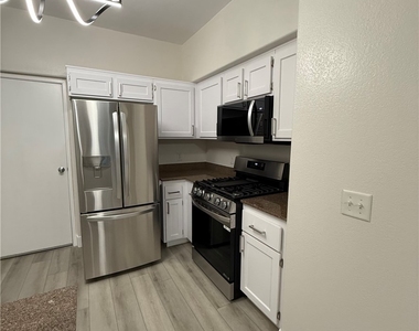 10550 W Alexander Road - Photo Thumbnail 5