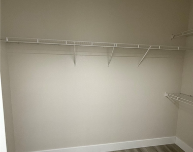 10550 W Alexander Road - Photo Thumbnail 9
