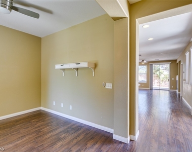 5928 Attavilla Drive - Photo Thumbnail 9