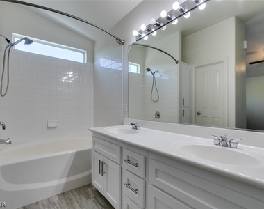 7943 Meandering Path Avenue - Photo Thumbnail 36