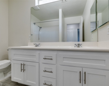 7943 Meandering Path Avenue - Photo Thumbnail 31
