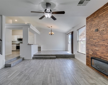 7943 Meandering Path Avenue - Photo Thumbnail 11