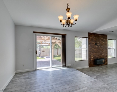 7943 Meandering Path Avenue - Photo Thumbnail 17