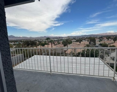1681 Duarte Drive - Photo Thumbnail 16