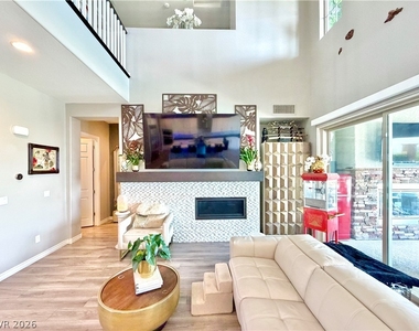 272 Highspring Street - Photo Thumbnail 21