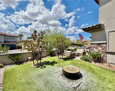 272 Highspring Street - Photo Thumbnail 8