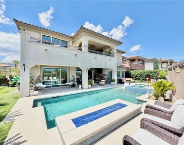 272 Highspring Street - Photo Thumbnail 73