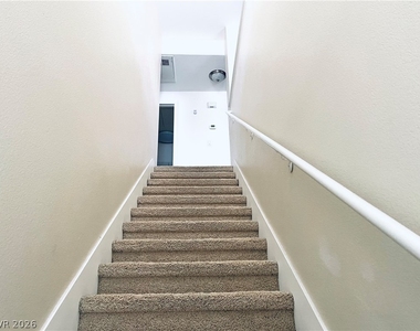 7701 W Robindale Road - Photo Thumbnail 2