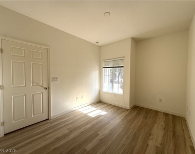 6160 Rumrill Street - Photo Thumbnail 5