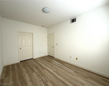 6160 Rumrill Street - Photo Thumbnail 13