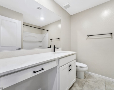 11569 Cedar Shore Avenue - Photo Thumbnail 15