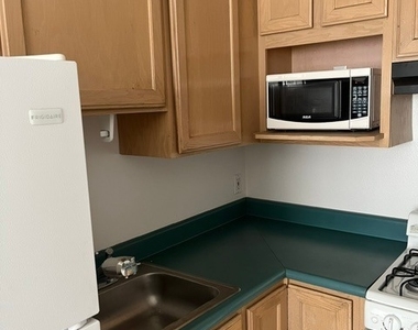 1647 Boulder City Parkway - Photo Thumbnail 7