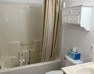 1647 Boulder City Parkway - Photo Thumbnail 8