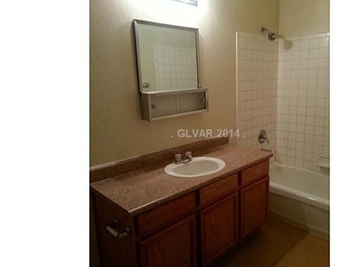 2121 Hussium Hills Street - Photo Thumbnail 5