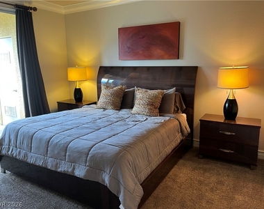210 E Flamingo Road - Photo Thumbnail 7