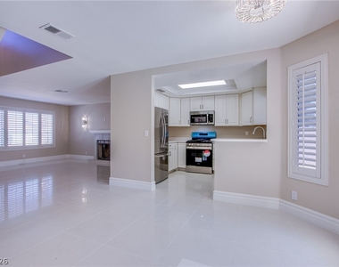 3205 Antilles Court - Photo Thumbnail 5