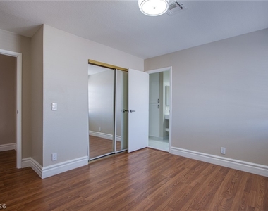 3205 Antilles Court - Photo Thumbnail 15