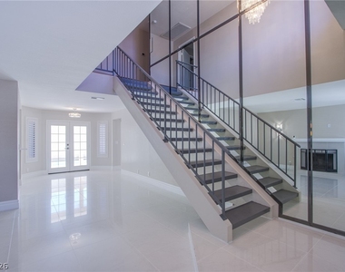 3205 Antilles Court - Photo Thumbnail 2