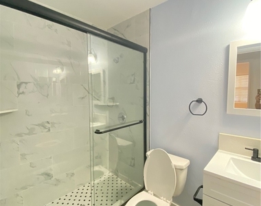 4985 National Avenue - Photo Thumbnail 10