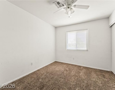 8708 Majestic Pine Avenue - Photo Thumbnail 6