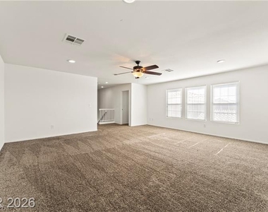 8708 Majestic Pine Avenue - Photo Thumbnail 8