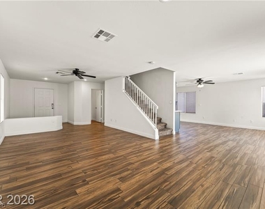 8708 Majestic Pine Avenue - Photo Thumbnail 2