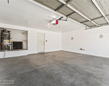 8708 Majestic Pine Avenue - Photo Thumbnail 17
