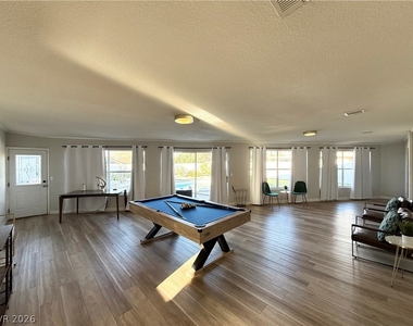 1526 E Twain Avenue - Photo Thumbnail 6