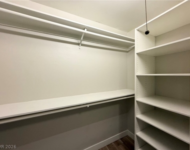 1526 E Twain Avenue - Photo Thumbnail 15