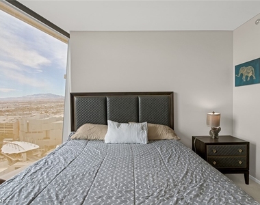 3722 Las Vegas Boulevard - Photo Thumbnail 13