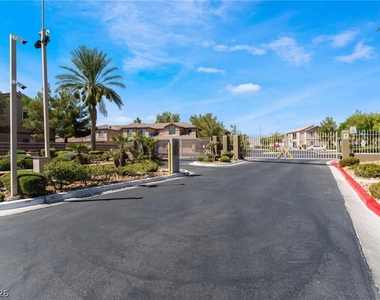 4630 Basilicata Lane - Photo Thumbnail 37