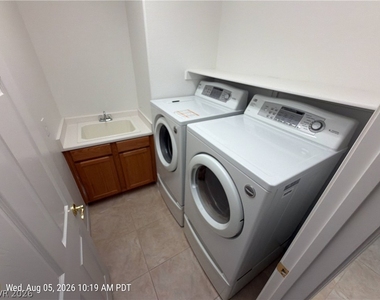11765 Via Esperanza Avenue - Photo Thumbnail 7