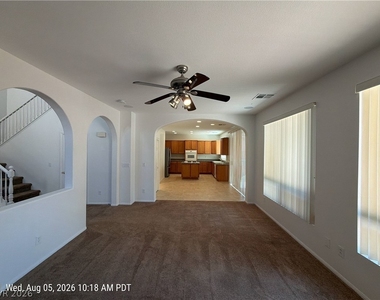 11765 Via Esperanza Avenue - Photo Thumbnail 4