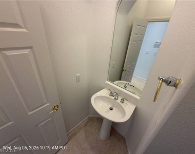 11765 Via Esperanza Avenue - Photo Thumbnail 6