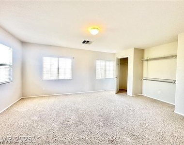 7623 Glorietta Bay Court - Photo Thumbnail 11
