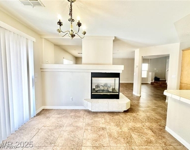 7623 Glorietta Bay Court - Photo Thumbnail 4