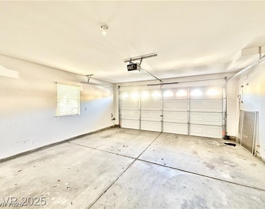 7623 Glorietta Bay Court - Photo Thumbnail 10