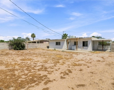 1315 Oakwood Avenue - Photo Thumbnail 29