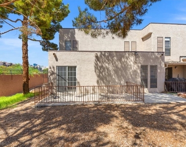 3925 Cambridge Street - Photo Thumbnail 26