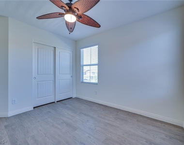 2983 Duverney Avenue - Photo Thumbnail 43