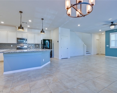 2983 Duverney Avenue - Photo Thumbnail 14