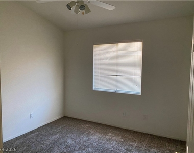6624 Tampa Court - Photo Thumbnail 10